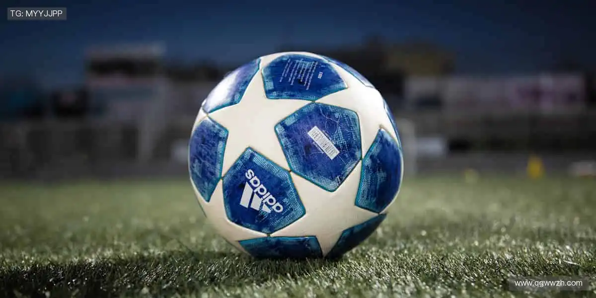 🌟 球星同款周边，把热爱穿在身上，戴在腕间！👕